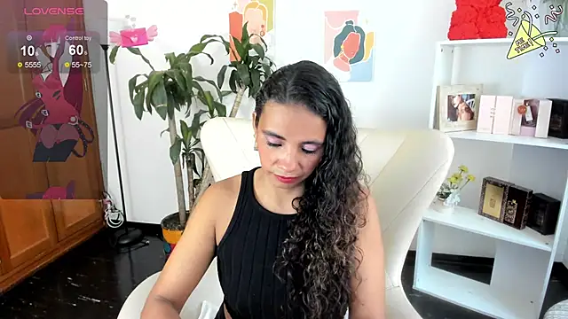 Snapshot of leslyflorez chatting on December 5, 2024, 7:38 pm leslyflorez online show from December 5, 2024, 7:38 pm