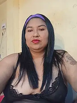 Snapshot of Marcela87 chatting on May 28, 2026, 11:57 pm Marcela87 online show from May 28, 2026, 11:57 pm