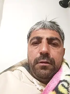 Muratcanik44 online show from February 5, 2026, 10:03 pm