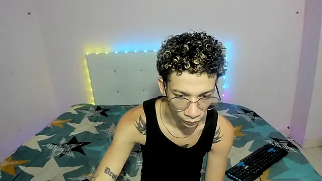 Snapshot of mateodeamjo chatting on October 28, 2025, 6:28 am mateodeamjo online show from October 28, 2025, 6:28 am