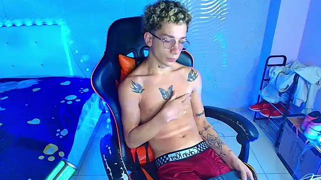 Snapshot of mateodeamjo chatting on November 22, 2025, 8:46 am mateodeamjo online show from November 22, 2025, 8:46 am