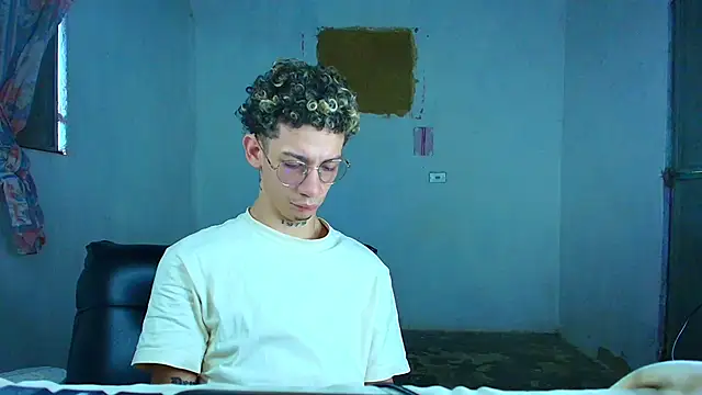 Snapshot of mateodeamjo chatting on February 16, 2026, 2:13 pm mateodeamjo online show from February 16, 2026, 2:13 pm