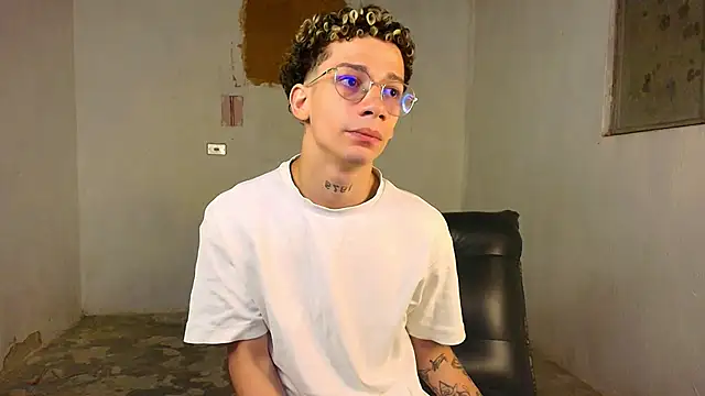 mateodeamjo online show from March 3, 2026, 12:06 am