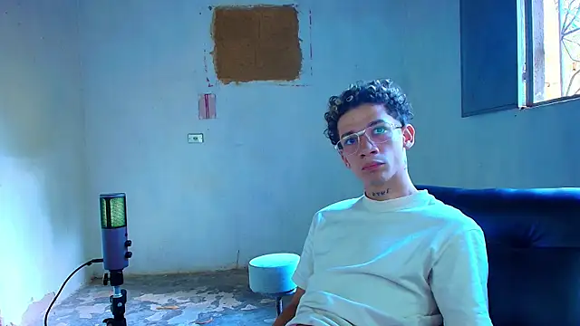 mateodeamjo online show from March 21, 2026, 5:38 pm