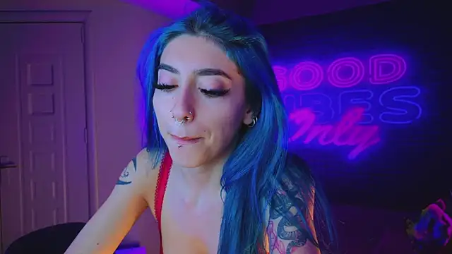 AriaVoss online show from December 21, 2024, 11:56 pm