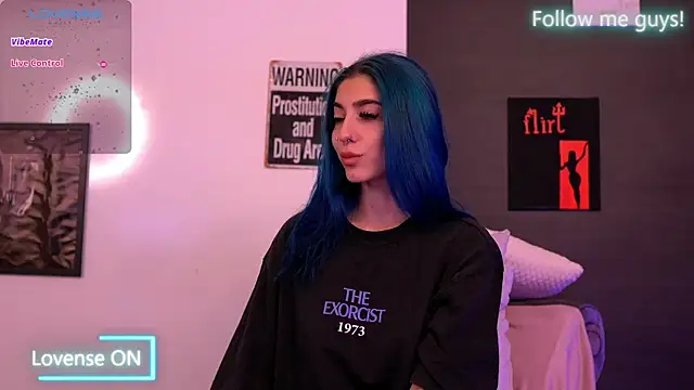 AriaVoss online show from September 13, 2025, 8:41 pm