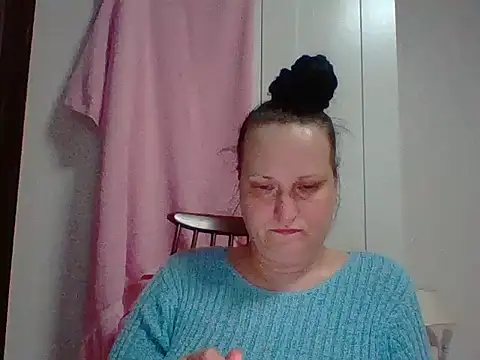 Snapshot of _squirty_cum_lady_ chatting on February 12, 2025, 6:09 pm  squirty cum lady  online show from February 12, 2025, 6:09 pm