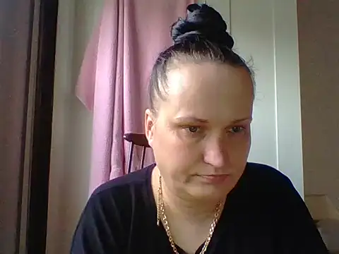 Snapshot of _squirty_cum_lady_ chatting on February 21, 2025, 3:54 pm  squirty cum lady  online show from February 21, 2025, 3:54 pm