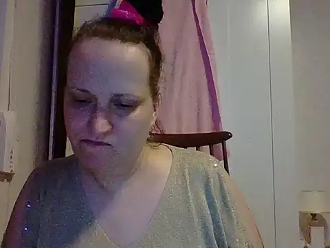Snapshot of _squirty_cum_lady_ chatting on February 25, 2025, 4:42 pm  squirty cum lady  online show from February 25, 2025, 4:42 pm