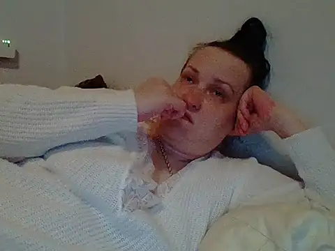 Snapshot of _squirty_cum_lady_ chatting on February 26, 2025, 11:04 pm  squirty cum lady  online show from February 26, 2025, 11:04 pm
