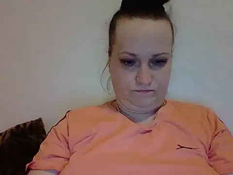 Snapshot of _squirty_cum_lady_ chatting on February 28, 2025, 10:50 pm  squirty cum lady  online show from February 28, 2025, 10:50 pm