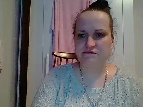 Snapshot of _squirty_cum_lady_ chatting on March 2, 2025, 6:40 pm  squirty cum lady  online show from March 2, 2025, 6:40 pm