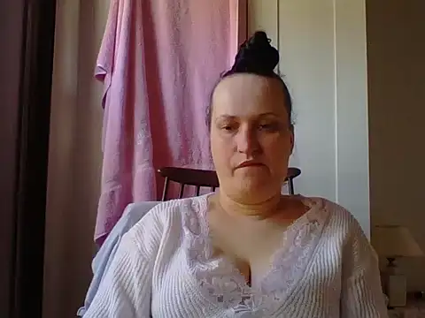 Snapshot of _squirty_cum_lady_ chatting on March 9, 2025, 12:09 pm  squirty cum lady  online show from March 9, 2025, 12:09 pm