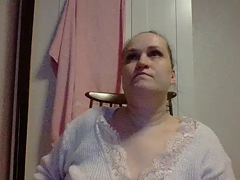 Snapshot of _squirty_cum_lady_ chatting on March 11, 2025, 5:57 pm  squirty cum lady  online show from March 11, 2025, 5:57 pm