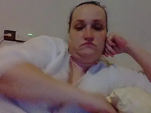 Snapshot of _squirty_cum_lady_ chatting on March 12, 2025, 9:45 pm  squirty cum lady  online show from March 12, 2025, 9:45 pm