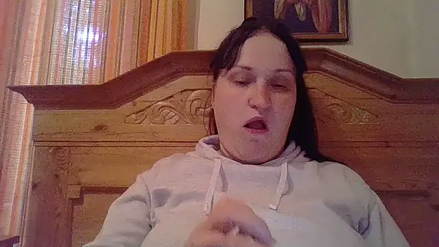  squirty cum lady  online show from May 11, 2026, 2:56 pm