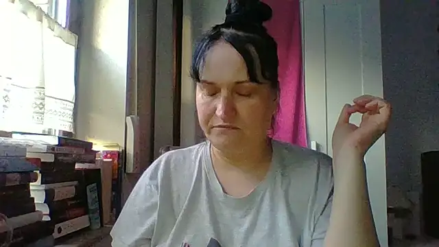  squirty cum lady  online show from June 10, 2026, 7:13 pm