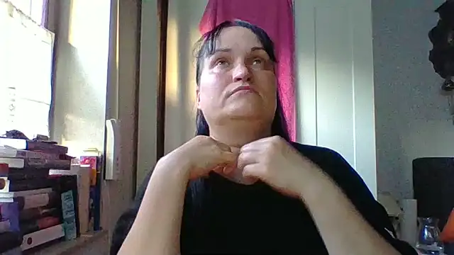  squirty cum lady  online show from June 14, 2026, 7:16 pm