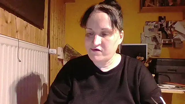  squirty cum lady  online show from June 24, 2026, 11:31 am