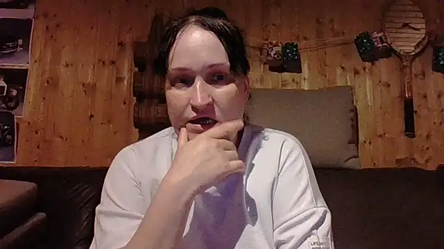  squirty cum lady  online show from June 27, 2026, 1:17 pm