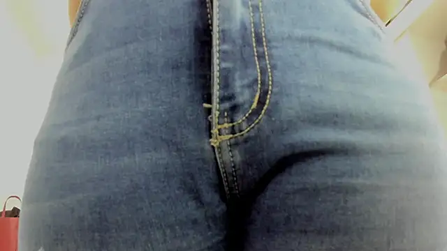 Amelia Debora Antonella online show from March 9, 2026, 1:26 pm