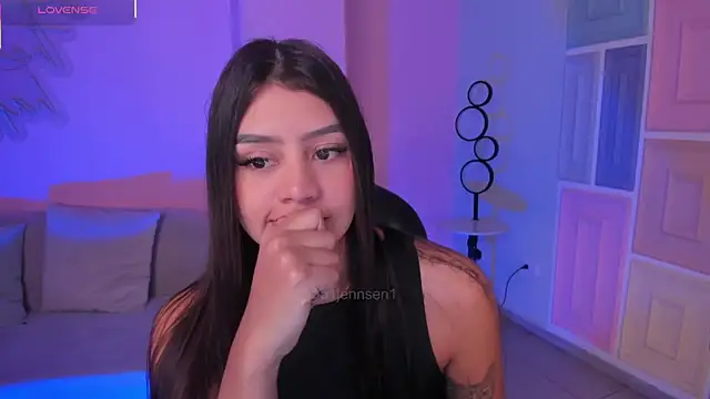 AllyJensen online show from December 3, 2025, 10:24 am