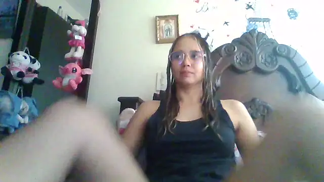 Snapshot of trianabell chatting on December 24, 2024, 4:08 pm trianabell online show from December 24, 2024, 4:08 pm