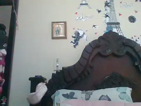 Snapshot of trianabell chatting on March 12, 2025, 10:39 pm trianabell online show from March 12, 2025, 10:39 pm