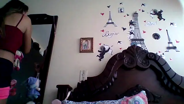 Snapshot of trianabell chatting on October 4, 2025, 4:49 pm trianabell online show from October 4, 2025, 4:49 pm