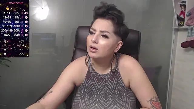 BustyAllyy online show from January 5, 2025, 11:12 pm