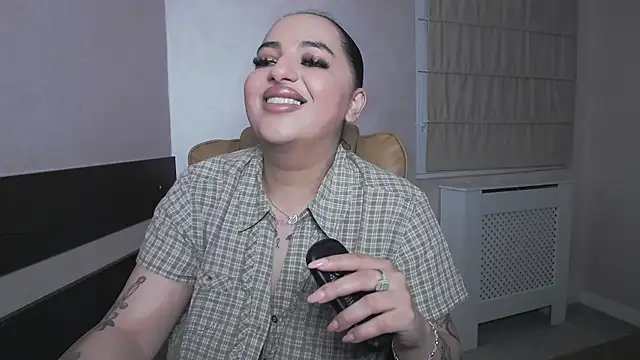 BustyAllyy online show from June 21, 2026, 6:43 pm