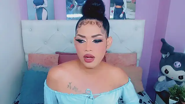Amanda bigx online show from May 16, 2026, 4:31 am