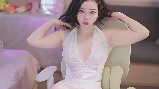 lilies-sweet online show from October 17, 2025, 11:46 am