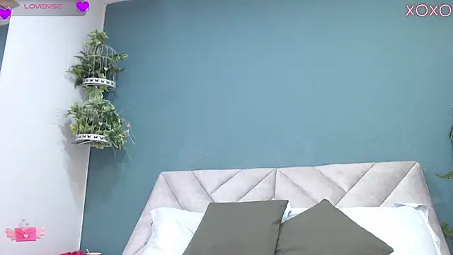 Snapshot of SharisWillian chatting on September 27, 2025, 3:44 am SharisWillian online show from September 27, 2025, 3:44 am