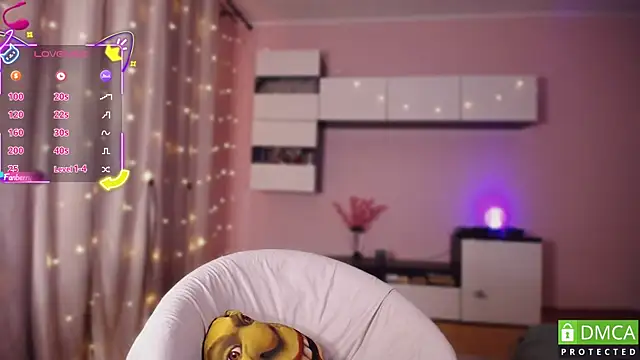 Snapshot of JustMeowGirl chatting on October 8, 2025, 3:59 am JustMeowGirl online show from October 8, 2025, 3:59 am