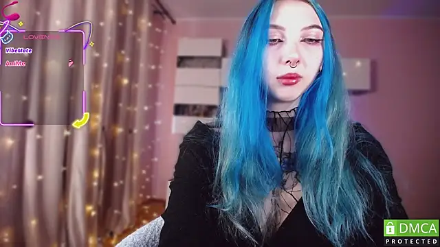 Snapshot of JustMeowGirl chatting on October 19, 2025, 4:13 am JustMeowGirl online show from October 19, 2025, 4:13 am