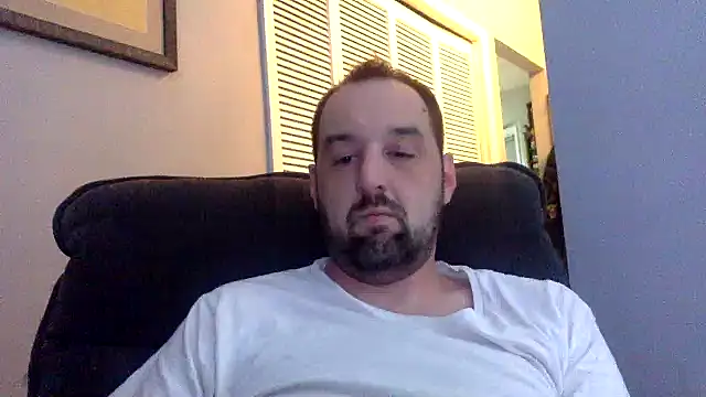 Snapshot of Kink_Master_Daddy chatting on November 6, 2025, 2:45 am Kink Master Daddy online show from November 6, 2025, 2:45 am