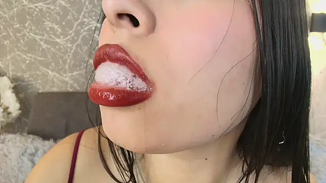 mia roux13 online show from February 14, 2025, 1:02 am