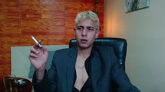 Bastiaan 28 online show from December 12, 2024, 11:47 pm