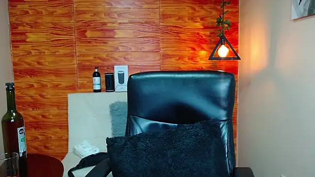 Bastiaan 28 online show from January 10, 2025, 3:50 am