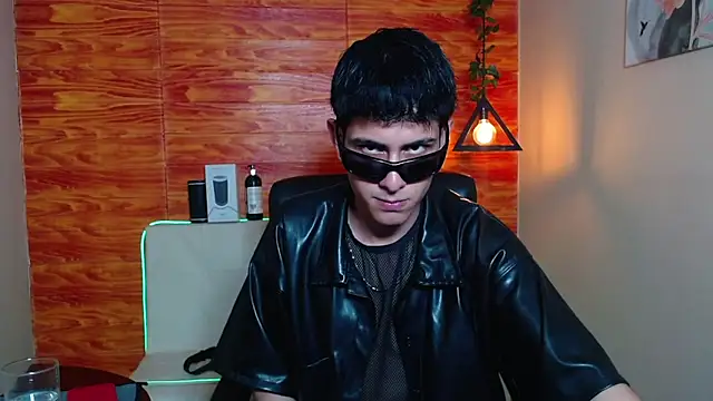 Bastiaan 28 online show from January 22, 2025, 7:03 am