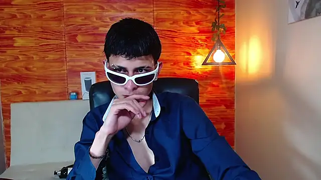 Bastiaan 28 online show from February 10, 2025, 5:25 am