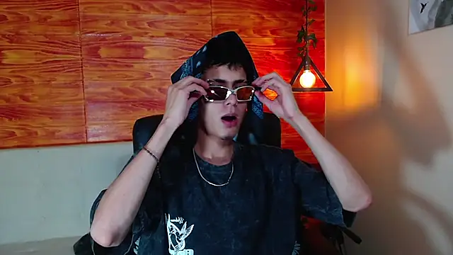 Bastiaan 28 online show from February 22, 2025, 3:56 am