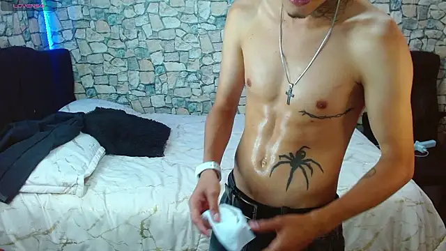 Snapshot of Bastiaan_28 chatting on February 12, 2026, 8:04 pm Bastiaan 28 online show from February 12, 2026, 8:04 pm