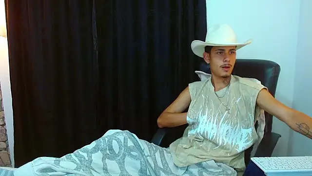 Snapshot of Bastiaan_28 chatting on March 10, 2026, 3:00 am Bastiaan 28 online show from March 10, 2026, 3:00 am