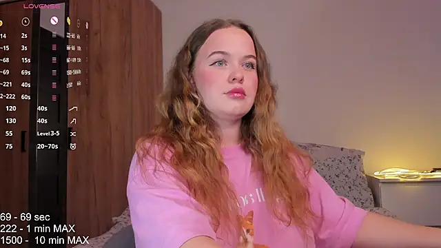 Snapshot of HANNA_MONTANAS chatting on November 5, 2025, 5:46 pm HANNA MONTANAS online show from November 5, 2025, 5:46 pm