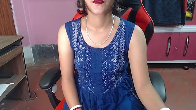 Snapshot of Angel_Alison_ chatting on February 11, 2025, 6:22 pm Angel Alison online show from February 11, 2025, 6:22 pm