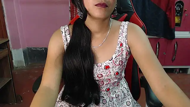 Snapshot of Angel_Alison_ chatting on February 27, 2025, 5:47 pm Angel Alison online show from February 27, 2025, 5:47 pm