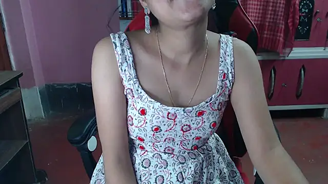 Snapshot of Angel_Alison_ chatting on January 9, 2026, 6:10 pm Angel Alison online show from January 9, 2026, 6:10 pm