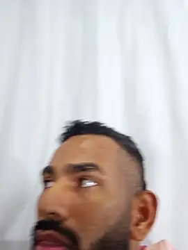 hole davidd online show from March 25, 2026, 2:17 am